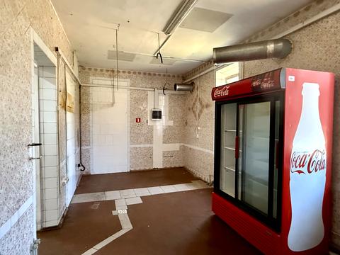 комерційна за адресою Адміральський просп., 38