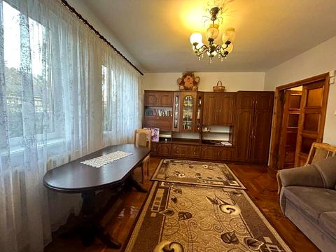 дом по адресу с. Белокриница, графа Вороніна
