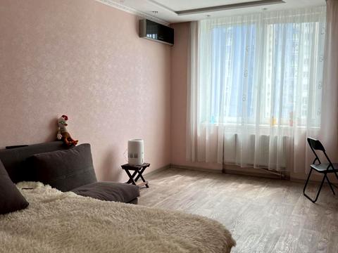 квартира за адресою Академіка Глушкова просп., 9-Г