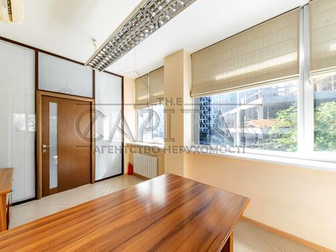 комерційна за адресою Іоанна Павла II вул. (Патріса Лумумби), 13