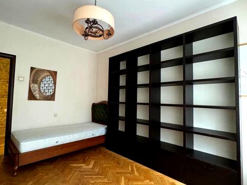 квартира за адресою Київ, Михайла Омеляновича-Павленка вул. (Суворова), 13