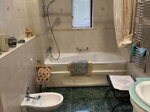 будинок за адресою с. Петропавлівська борщагівка, Польова вул., 61