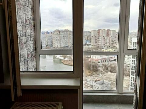 квартира за адресою Ревуцького вул., 40-В