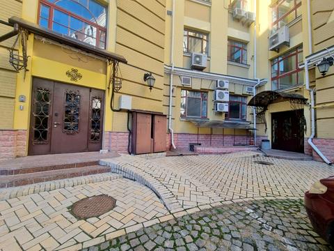 квартира за адресою Воздвиженська вул., 28-30