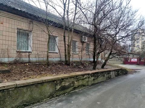 комерційна за адресою Олешківська вул. (Орловська), 4-6/2Б