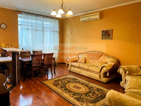 квартира за адресою Авіаконструкторська вул. (Генерала Вітрука), 4/9