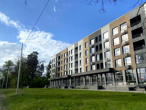 комерційна за адресою Квітки Цісик вул. (Гамарника), 32
