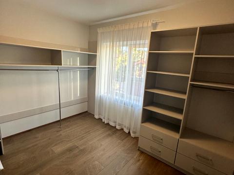 будинок за адресою Валерія Самофалова вул. (Каманіна)