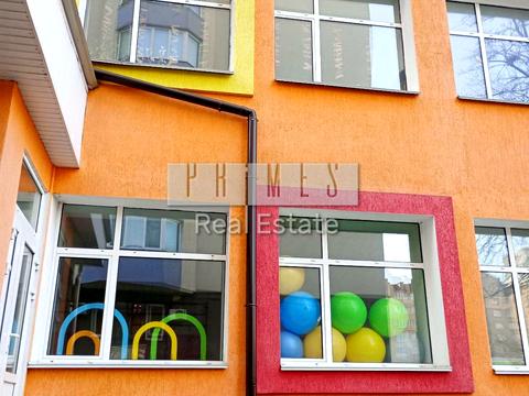 комерційна за адресою Борщагівська вул., 204 к2