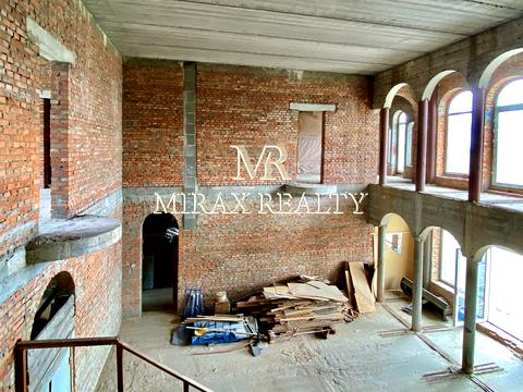 будинок за адресою с. Вишеньки, Набережна, 1