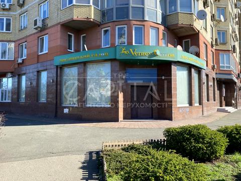 комерційна за адресою Микільсько-Слобідська вул., 4-Г