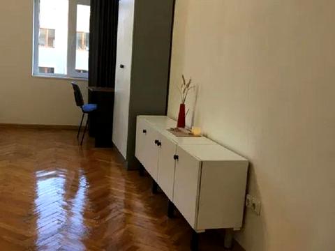 квартира за адресою Богдана Хмельницького вул., 46