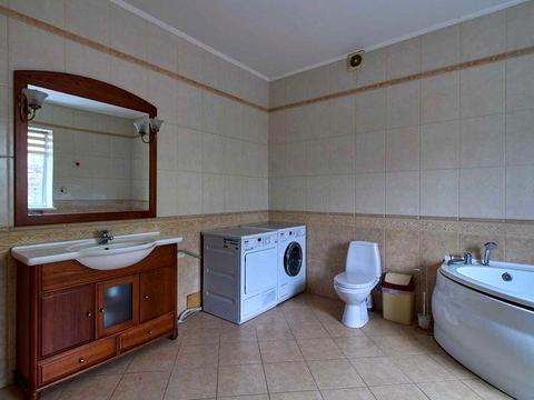 будинок за адресою центральна