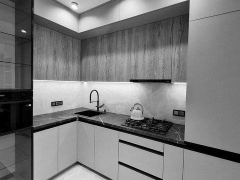 квартира за адресою Радісна вул., 6