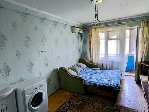 кімната за адресою Космічна вул., 1/10