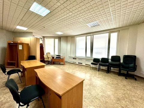 комерційна за адресою Марка Кропивницького вул. (Потьомкінська), 17