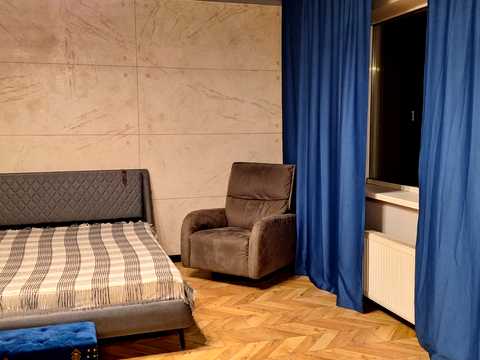 квартира за адресою Раїси Окіпної вул., 10-Б
