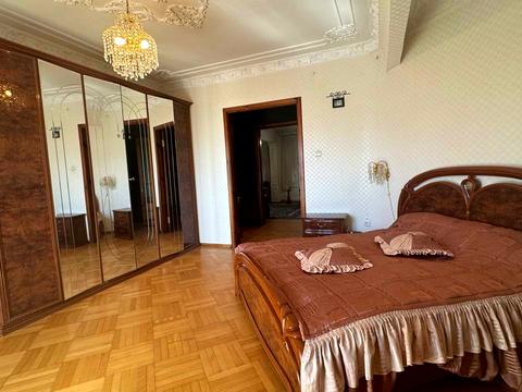 квартира за адресою Дмитра Яворницького просп. (Карла Маркса), 125