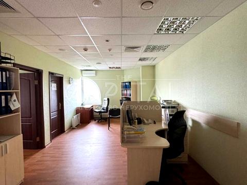 коммерческая по адресу Кияновский пер., 7-А