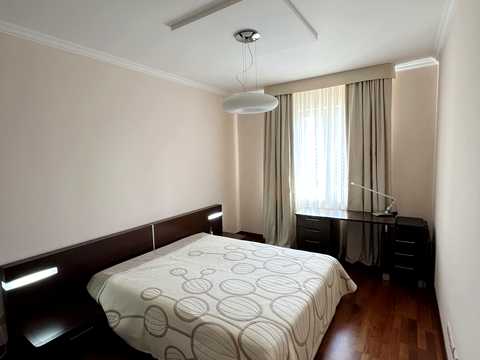 квартира за адресою Дегтярівська вул., 25а к1