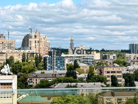 комерційна за адресою Андрія Верхогляда вул. (Михайла Драгомирова), 14