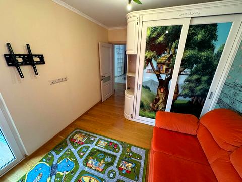 квартира за адресою Анатолія Петрицького вул., 17-А