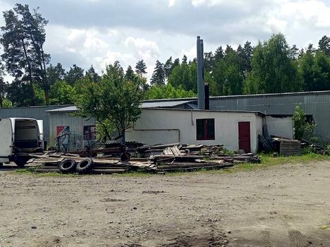 коммерческая по адресу Центральна, 4