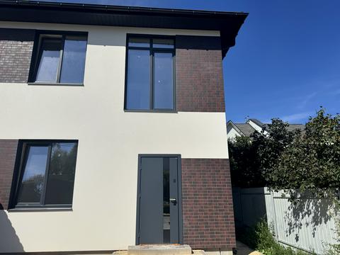 будинок за адресою смт. Гостомель, Дніпровська вул. (Калініна), 48