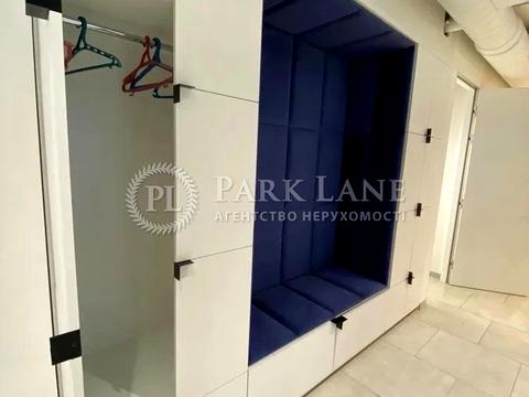 коммерческая по адресу Авиаконструктора Антонова ул., 2-Б