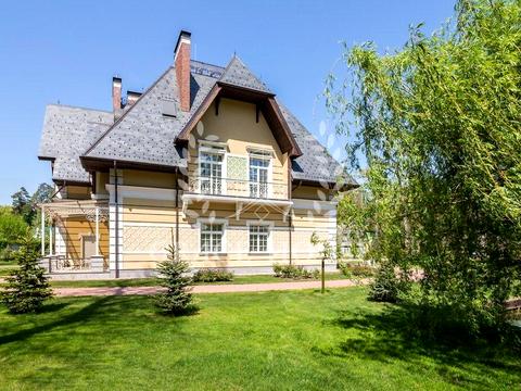будинок за адресою Курортна вул. (Великого Жовтня)
