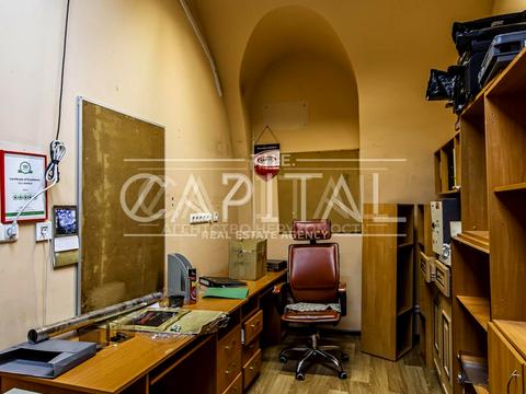 коммерческая по адресу Леси Украинки бульв., 28В