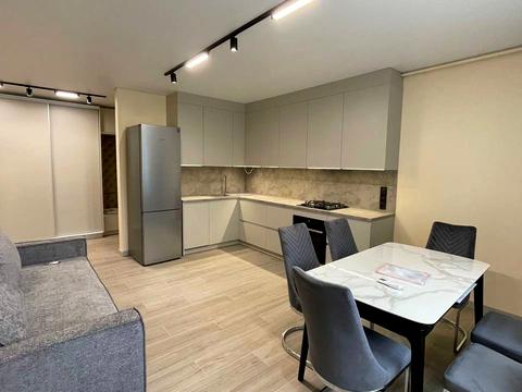 квартира за адресою Роксоляни вул., 12