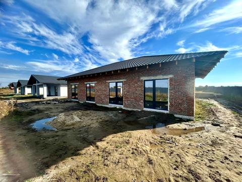 будинок за адресою Вишнева