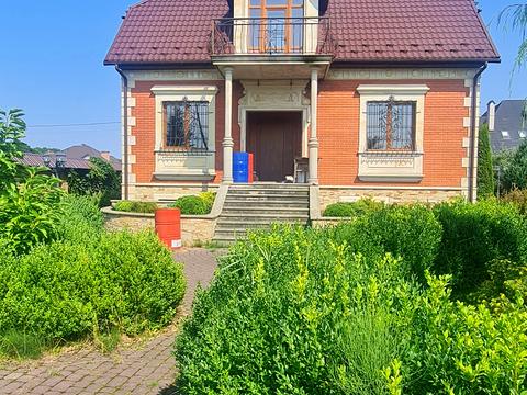 будинок за адресою Степана Бандери, 2