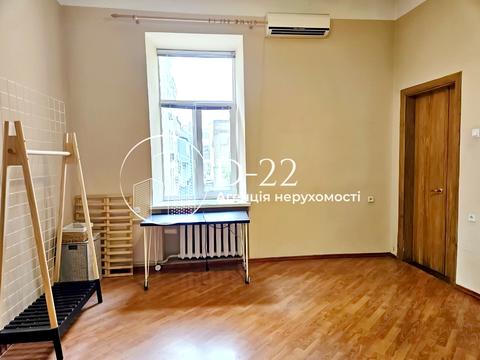 квартира за адресою Антоновича вул., 37/13