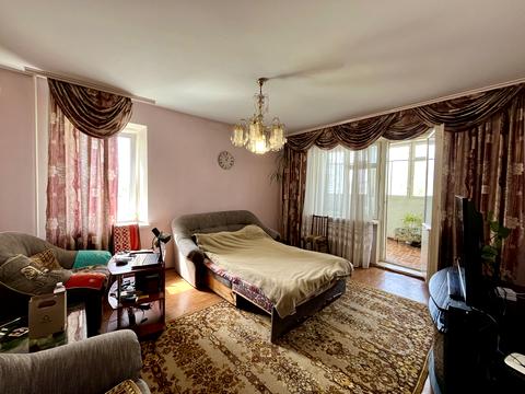 квартира за адресою Владислава Бувалкіна вул. (Бочарова Генерала), 30