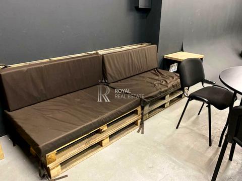 комерційна за адресою Січових Стрільців вул. (Артема), 50