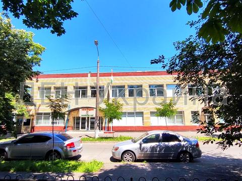 коммерческая по адресу Берлинского Максима ул., 20а