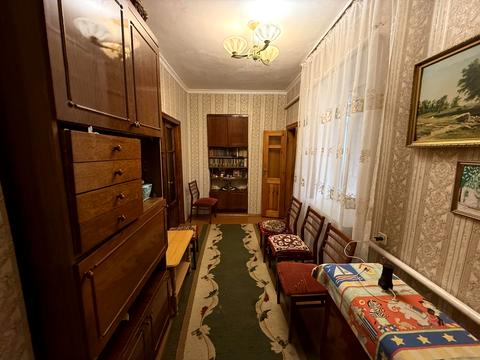 будинок за адресою Захисників Неба вул. (Тімірязєва), 11