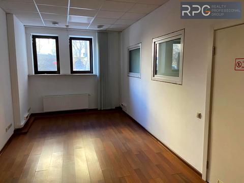 комерційна за адресою Крутий узвіз, 7-А