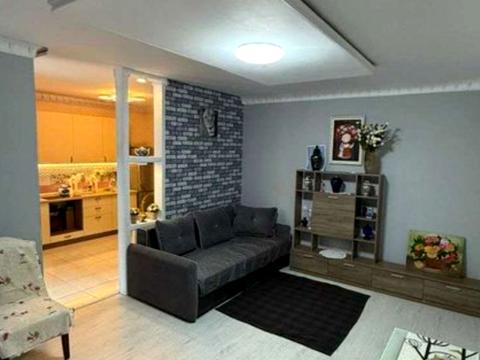 квартира за адресою Регенераторна вул., 4