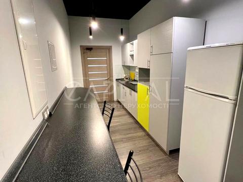 коммерческая по адресу Дегтярная ул., 8