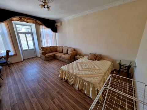 квартира по адресу Дерибасовская ул., 3
