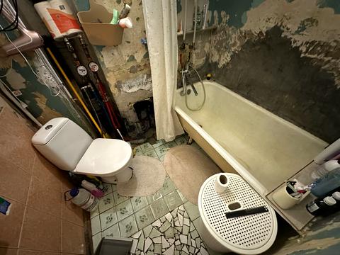 квартира за адресою Космонавтів вул., 27/3