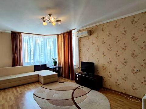квартира по адресу Драгоманова ул., 6-А