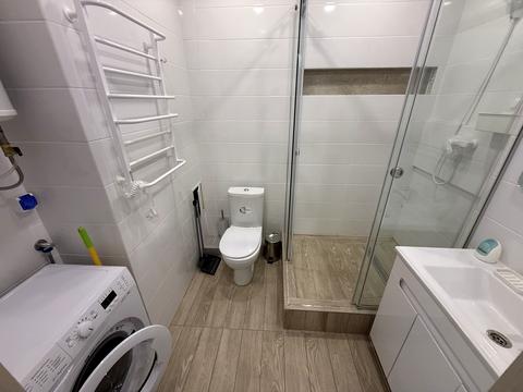 квартира за адресою Ревуцького вул., 40-В