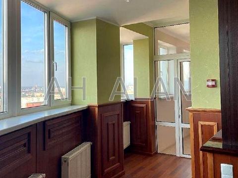 коммерческая по адресу Павла Тычины просп., 18-Б