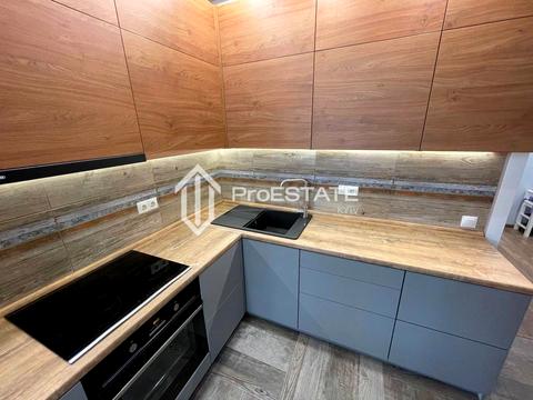квартира за адресою Сергія Данченка вул., 32