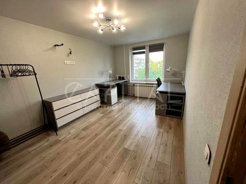 квартира за адресою Борщагівська вул., 12
