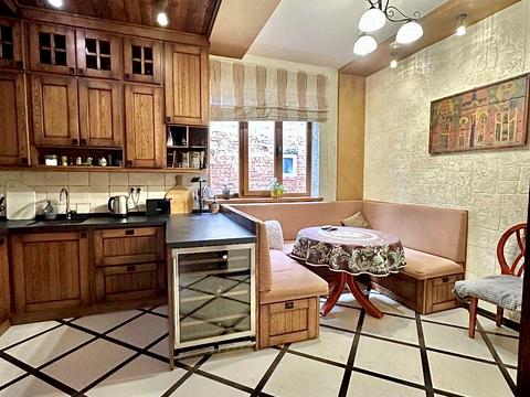 дом по адресу 22-го Января ул.